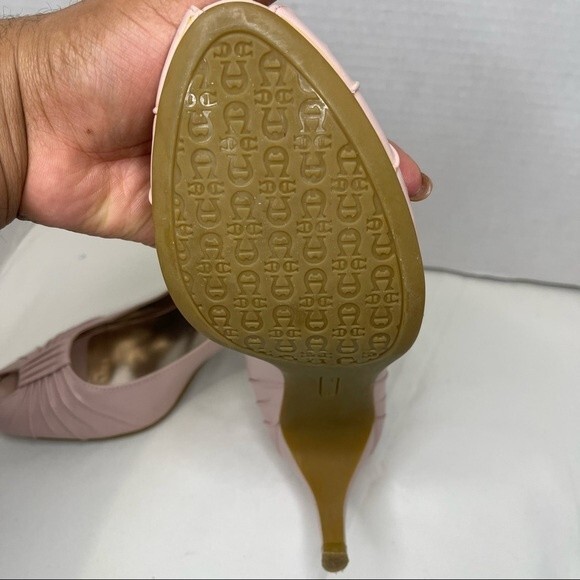 Etienne Aigner Shoes Size 9M - Picture 3 of 7
